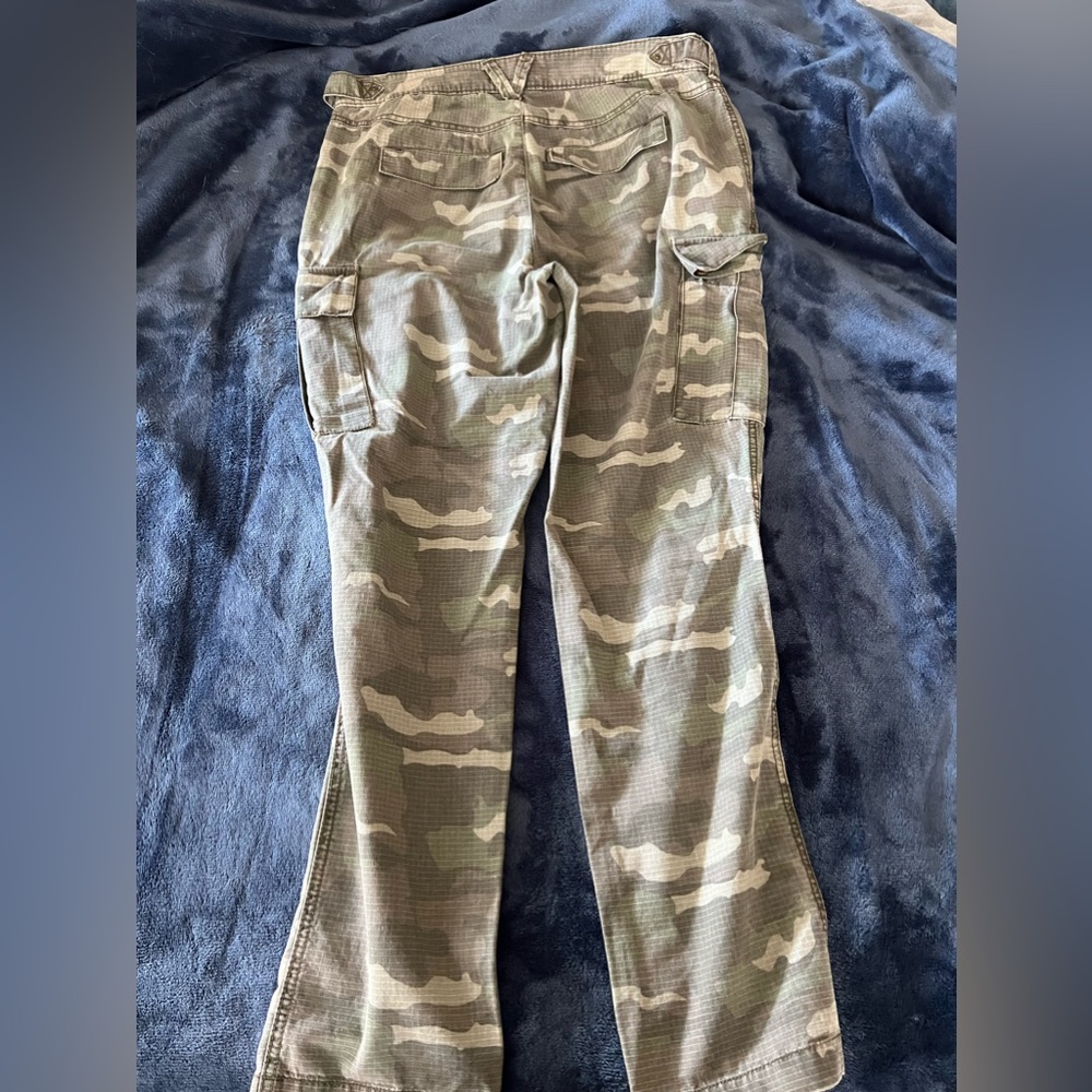 William Rast Cargo pants - Picture 2 of 6